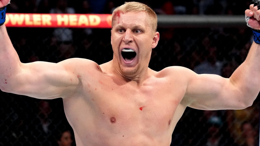 Cái tên bất ngờ trở thành võ sĩ dự bị cho cuộc đại chiến giữa Jon Jones và Stipe Miocic tại UFC 295-321174