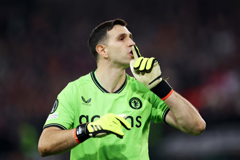 emiliano-martinez-1713476049-043651
