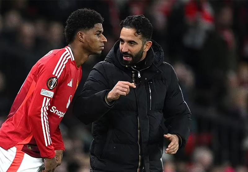 Từ Rashford đến Cunha: 10 cầu thủ có thể ra đi tháng 1 577101