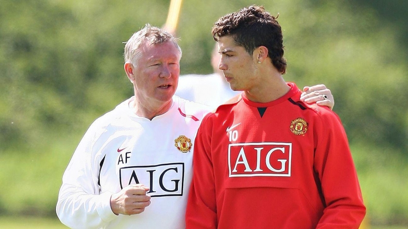 Sir Alex Ferguson: 'Ronaldo hy sinh bản thân để trở thành người giỏi nhất' 589516