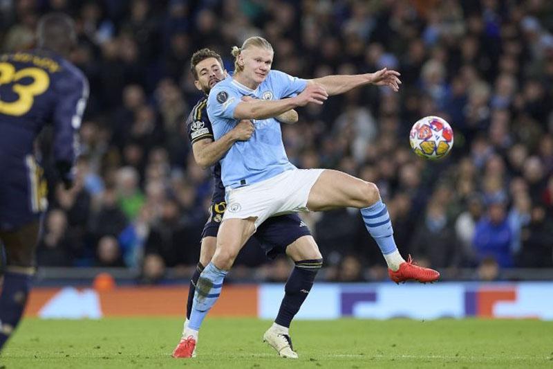 Pep Guardiola bị kêu gọi rời Man City khi thua Real Madrid 591790