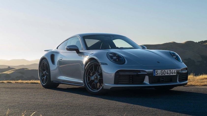 Porsche kỷ niệm 50 năm ra đời 911 Turbo với phiên bản đặc biệt, giới hạn số lượng 1.974 chiếc 516979