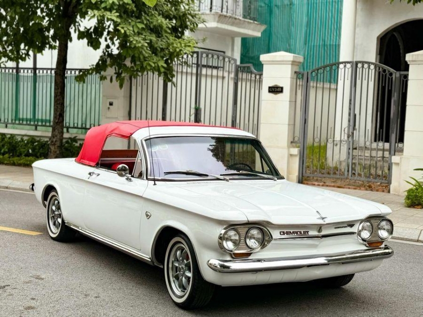 Huyền thoại của thập niên 60 Chevrolet Corvair Convertible 1962 rao bán với mức giá đáng chú ý 564629