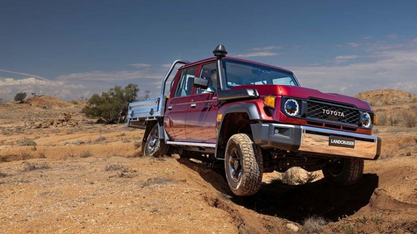 Toyota Land Cruiser J70: Huyền thoại SUV địa hình với nâng cấp hộp số sàn 5 cấp 567502