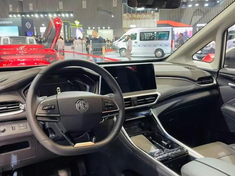 MG G50: Mẫu MPV cỡ trung giá rẻ chốt lịch ra mắt tại Việt Nam 575409