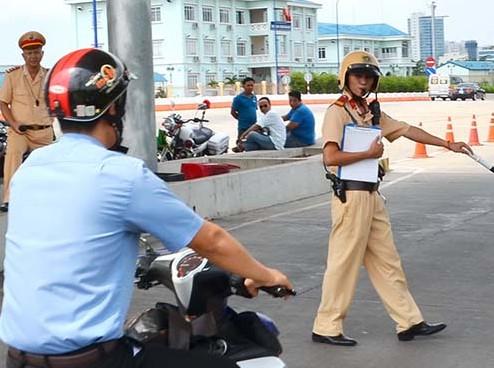 Từ 2025, vi phạm giao thông nguy hiểm có thể tước bằng lái đến 24 tháng 579461