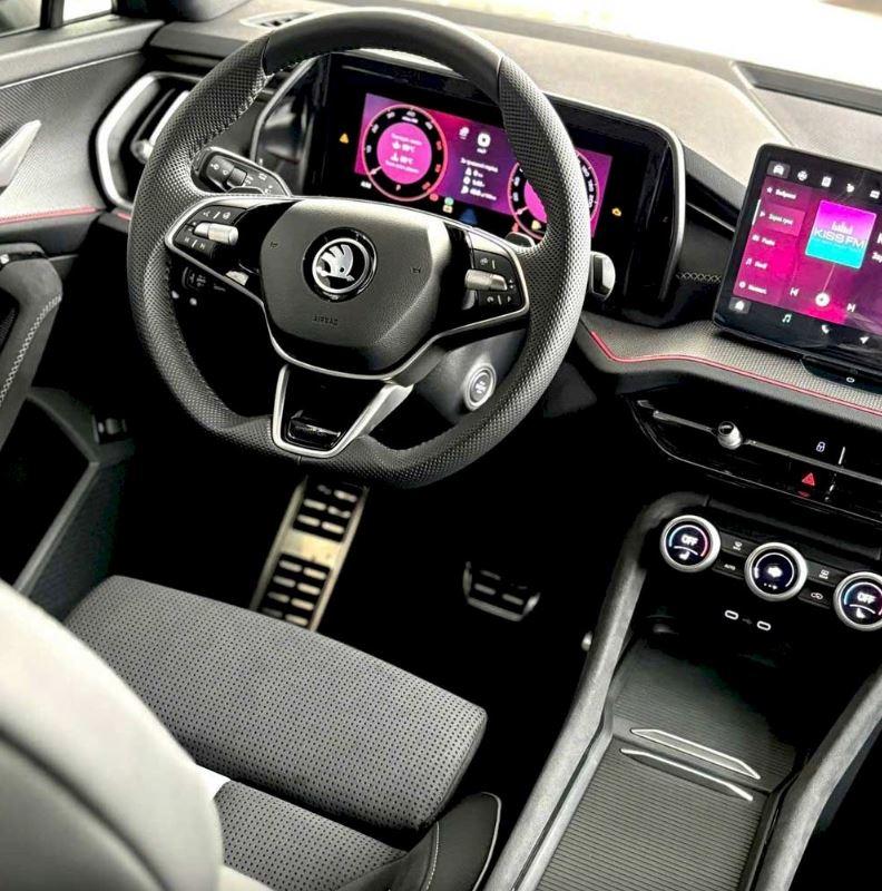 Skoda Kodiaq 2025: Chốt nhận cọc sớm trước Tết, nhiều hứa hẹn đối đầu Hyundai SantaFe 585101