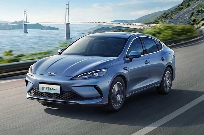 5 mẫu xe hybrid thế hệ mới rục rịch trình làng: Tầm hoạt động 2.000km, sạc 1 lần chạy cả tháng 589693