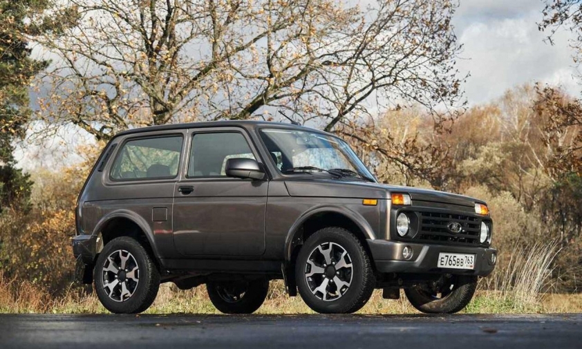 Lada Niva Legend - SUV địa hình giá rẻ sắp quay lại Việt Nam 593320