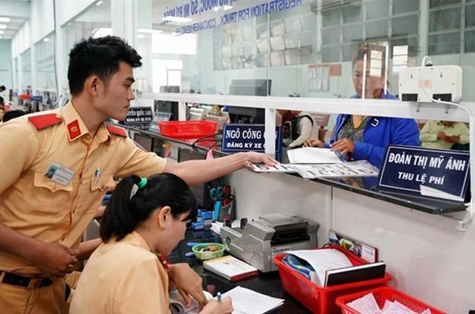 Bán xe nhưng không thu hồi biển số: Chủ xe có thể bị phạt đến 8 triệu đồng 597554