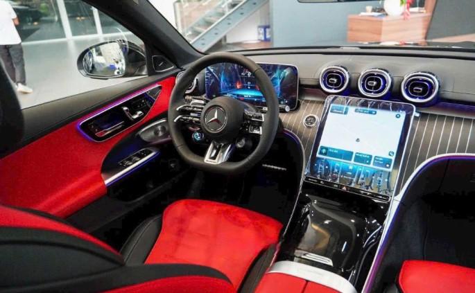 Mercedes-AMG C43 2025 điều chỉnh giá bán tại Việt Nam kèm bổ sung thêm trang bị 603827