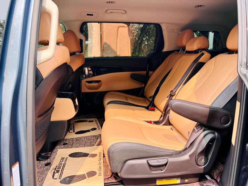 Ông xã Minh Hằng bất ngờ tặng vợ yêu xế hộp tiền tỷ mang tên KIA Carnival 606178