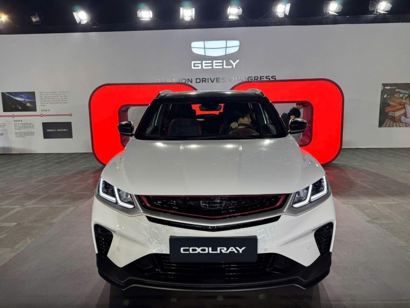 Geely Coolray ra mắt: Tân binh đáng gờm trong phân khúc SUV/CUV hạng B 608737