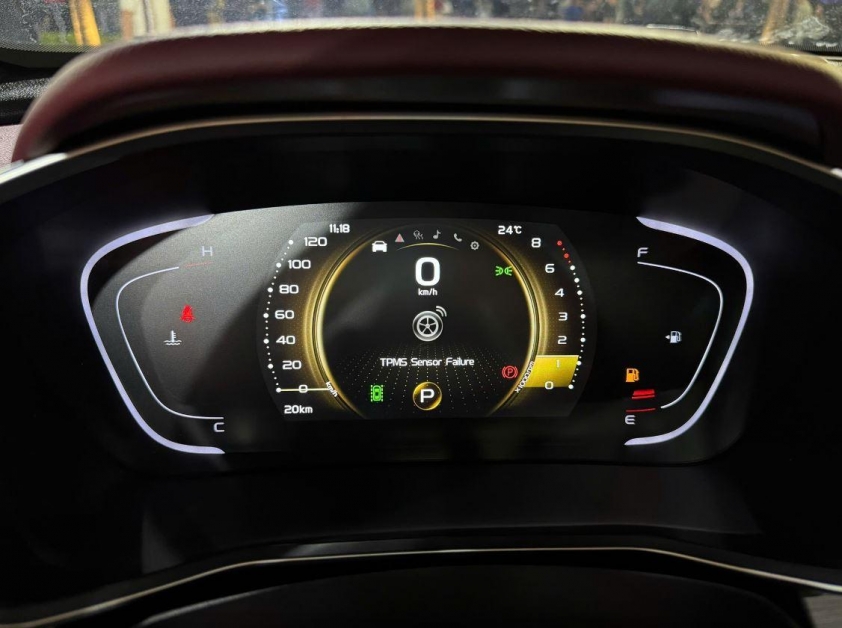Geely Coolray ra mắt: Tân binh đáng gờm trong phân khúc SUV/CUV hạng B 608742