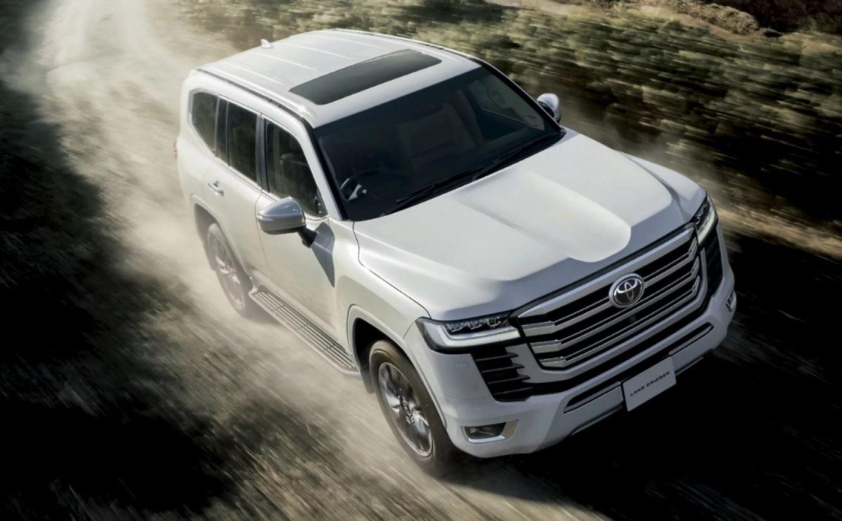 Toyota Land Cruiser 300 Series 2025: Những cải tiến mới đầy hứa hẹn 610109