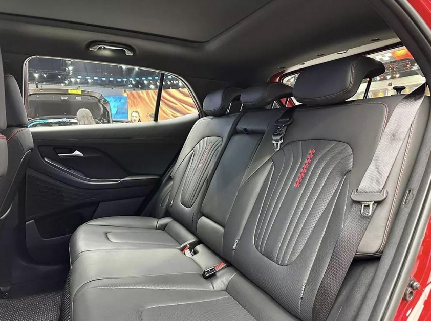Hyundai Creta N Line 2025 ra mắt tại Thái Lan: Thiết kế thể thao, giá quy đổi từ 901 triệu đồng 611298Hyundai Creta N Line 2025 ra mắt tại Thái Lan: Thiết kế thể thao, giá quy đổi từ 901 triệu đồng 611298