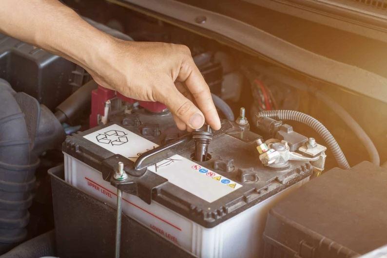 5 cách kiểm tra bình ắc quy ô tô: Giải pháp đảm bảo xe luôn hoạt động ổn định 612007