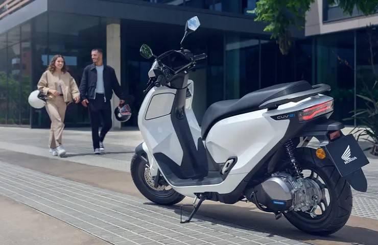 Honda ra mắt bộ đôi xe máy điện ICON e: và CUV e, chính thức bước vào cuộc đua 