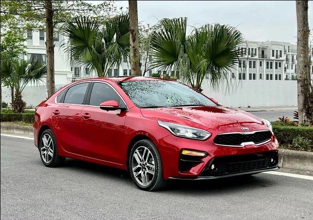 Top 4 mẫu sedan cũ dưới 500 triệu đồng đáng cân nhắc năm 2025 617492