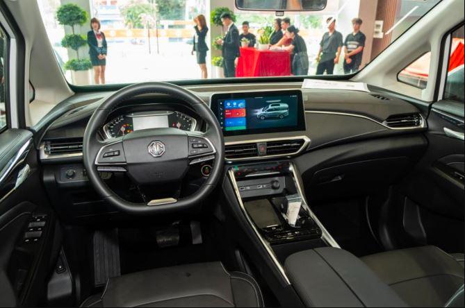 So sánh VinFast Limo Green và MG G50: Cuộc đua MPV giá mềm dành cho dịch vụ vận tải 617594
