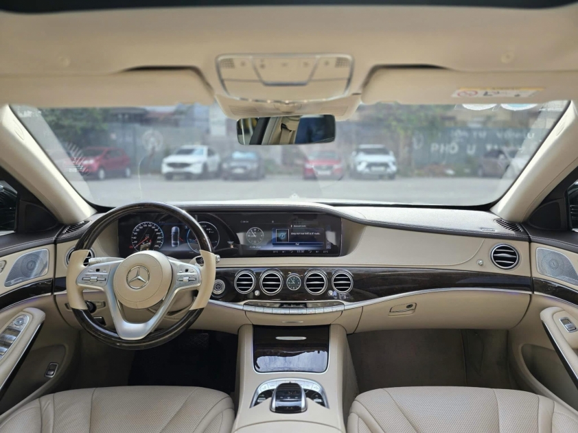 Mercedes-Benz S450L 2019 độ mâm Maybach lên sàn xe cũ sau 6 năm lăn bánh 617679