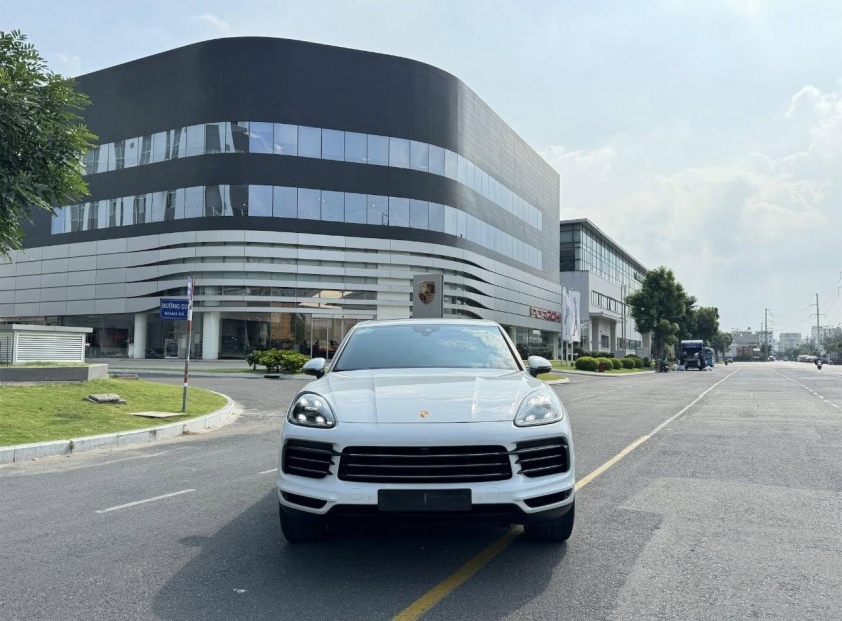 Porsche Cayenne độ tiền tỷ xuất hiện gây bão sàn xe cũ 621883