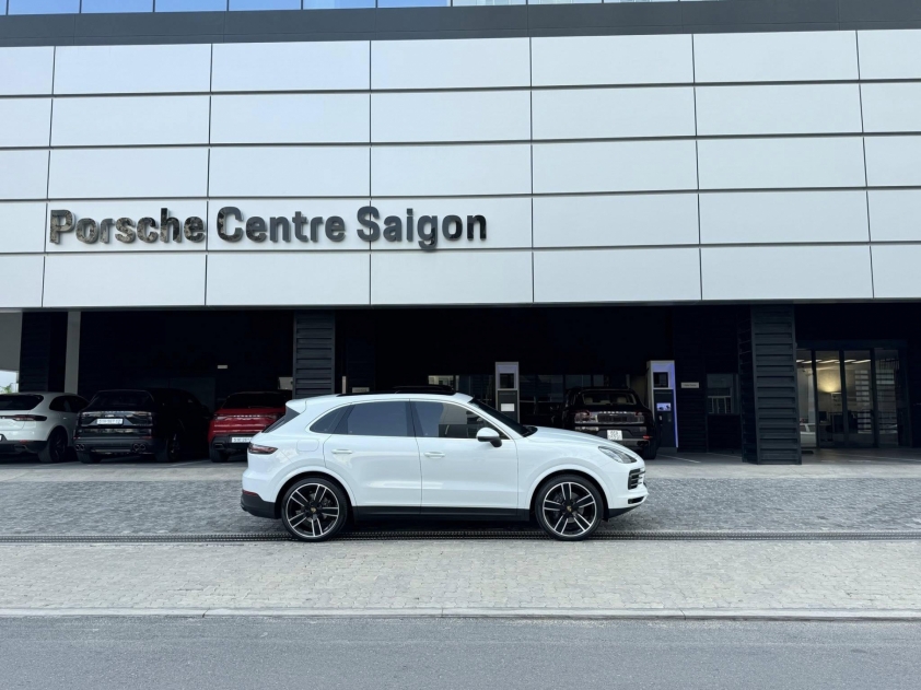 Porsche Cayenne độ tiền tỷ xuất hiện gây bão sàn xe cũ 621884