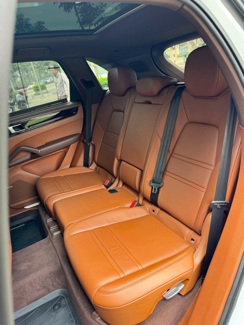 Porsche Cayenne độ tiền tỷ xuất hiện gây bão sàn xe cũ 621882