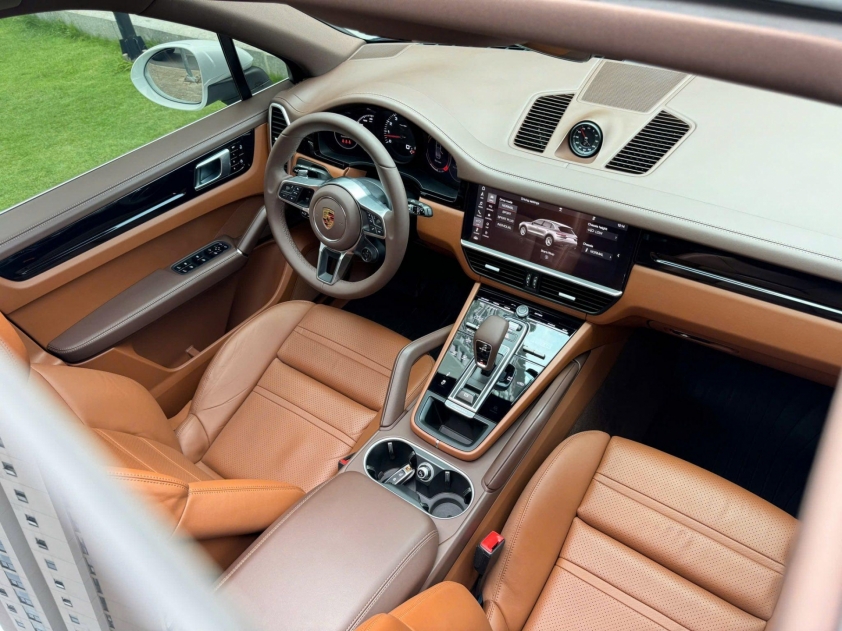 Porsche Cayenne độ tiền tỷ xuất hiện gây bão sàn xe cũ 621881