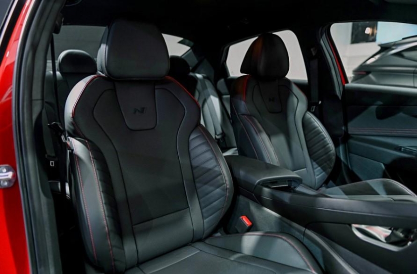 Hyundai Elantra 2025 chính thức tái xuất Đông Nam Á: Thiết kế mới, giá cạnh tranh, nhiều trang bị vượt trội 623195