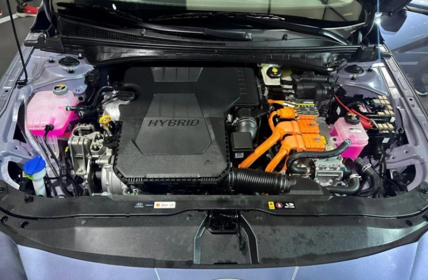 Hyundai Elantra 2025 chính thức tái xuất Đông Nam Á: Thiết kế mới, giá cạnh tranh, nhiều trang bị vượt trội 623197