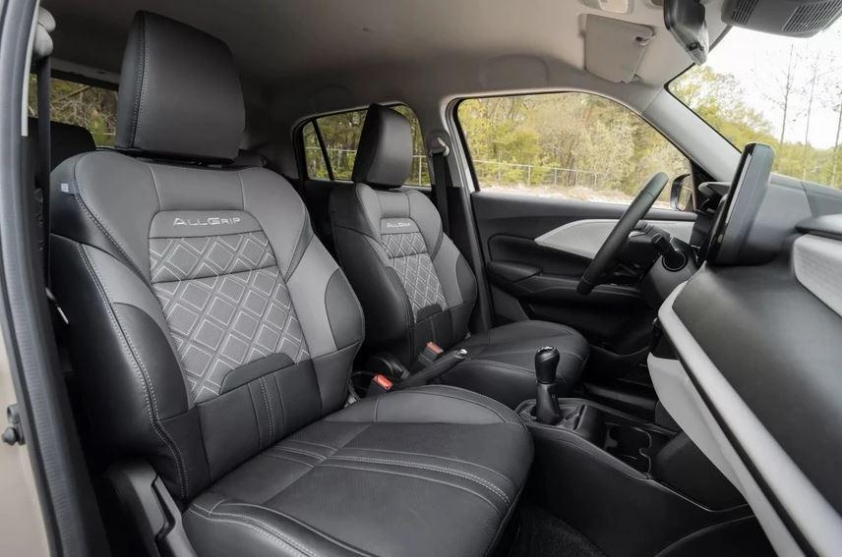Suzuki Swift độ phong cách địa hình cực chất, độc nhất vô nhị trên thế giới 623601