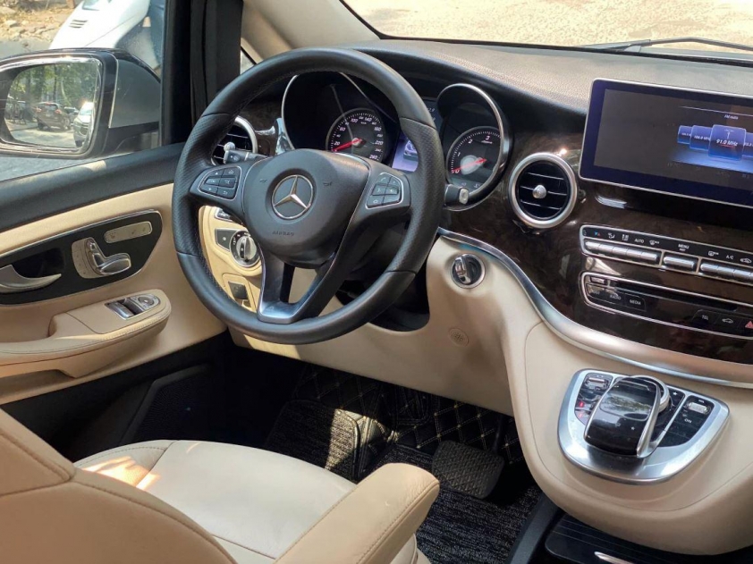 Tiết kiệm cả tỷ đồng khi chọn Mercedes-Benz V-Class cũ 2015: Đầy đủ tiện nghi như Carnival, chỉ dưới 900 triệu 624120