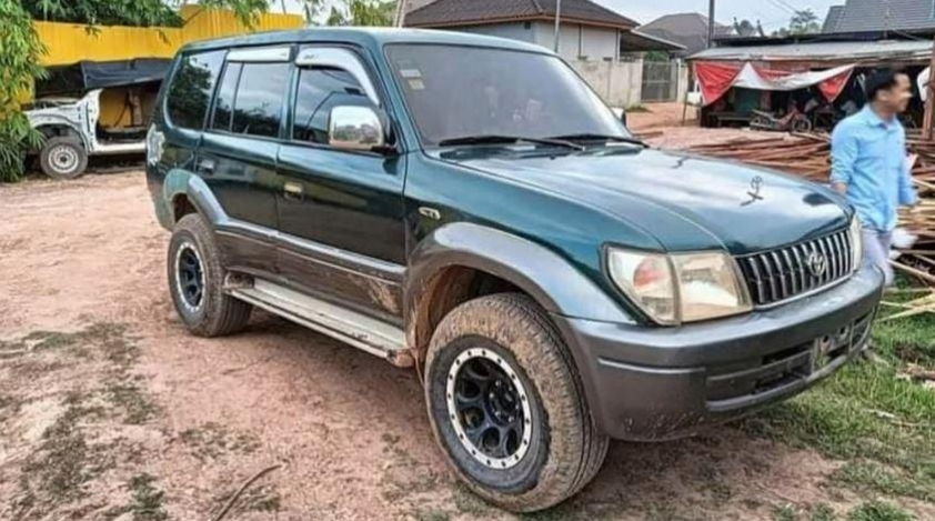 Cú “biến hình” ngoạn mục của Land Cruiser Prado từ đời 1998 sang bản 2022 630023