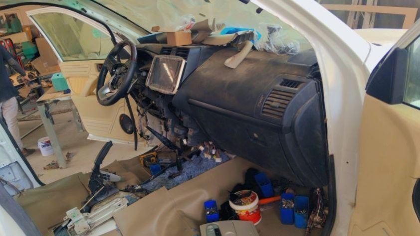 Cú “biến hình” ngoạn mục của Land Cruiser Prado từ đời 1998 sang bản 2022 630024