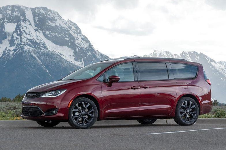 Chrysler Pacifica bí ẩn xuất hiện tại Hà Nội: Xe tự lái đang âm thầm thử nghiệm ở Việt Nam? 643917