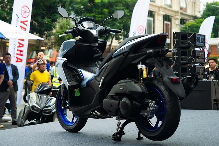 Yamaha NVX 155 2025 ra mắt: Lần đầu có