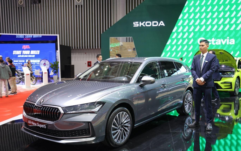 Vietnam Motor Show 2025 tạm dừng tổ chức, hẹn trở lại với quy mô khủng 682928