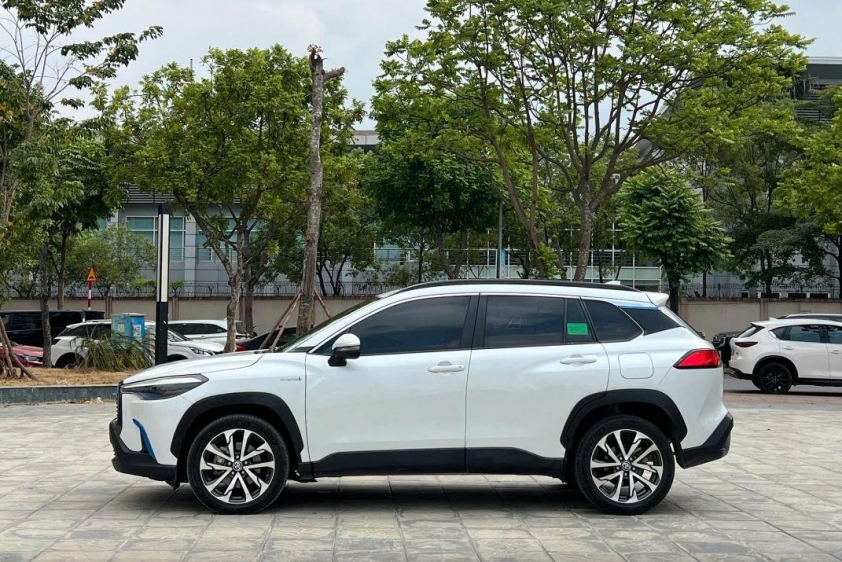 Khấu hao 250 triệu sau 3 năm, Corolla Cross HEV có phải dòng xe “giữ giá”? 686980