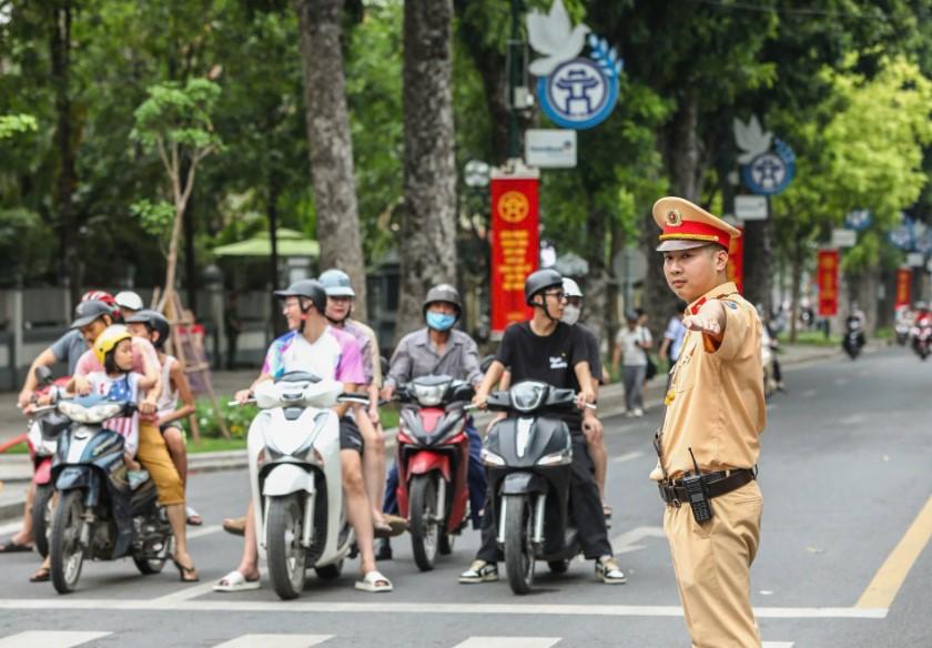 Hà Nội phân luồng giao thông phục vụ sơ duyệt diễu binh 27/8 692980
