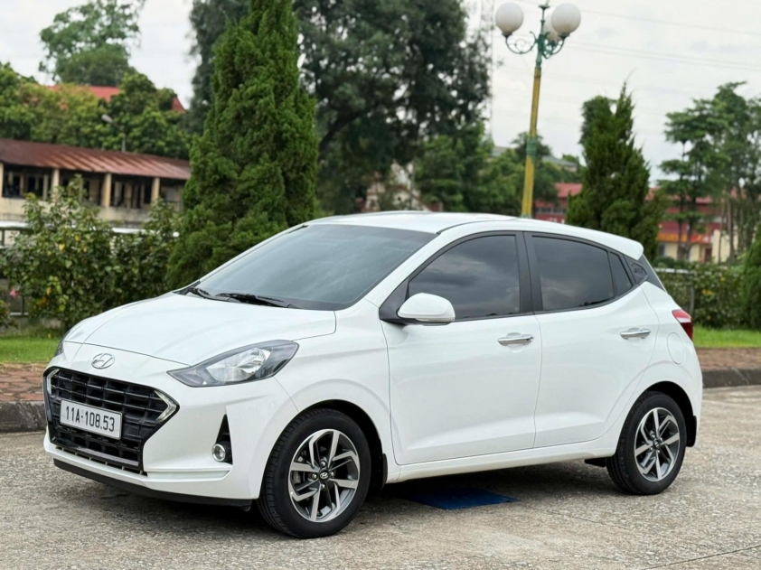 Tài chính 300 triệu đồng nên mua VinFast VF 3 hay vay thêm để chọn xe xăng hạng A? 693812