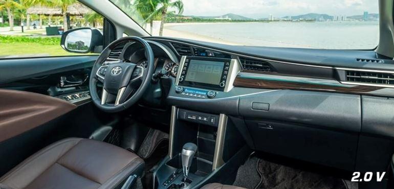 Innova rời danh mục sản phẩm, Toyota đặt cược vào Innova Cross hiện đại 701117