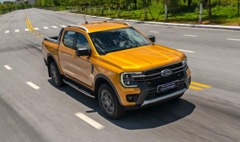 Ford Ranger tiếp tục “độc chiếm” phân khúc dù xe bán tải mất đà tăng trưởng 704819