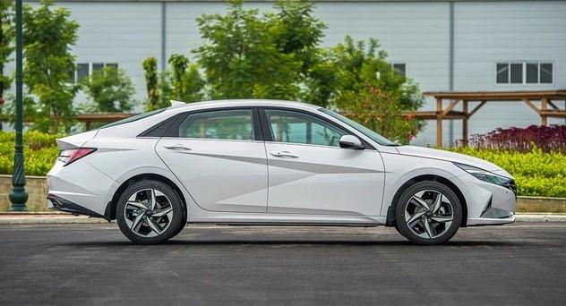 Sedan hạng C mất dần sức hút: Giảm sâu cũng khó bán 708977