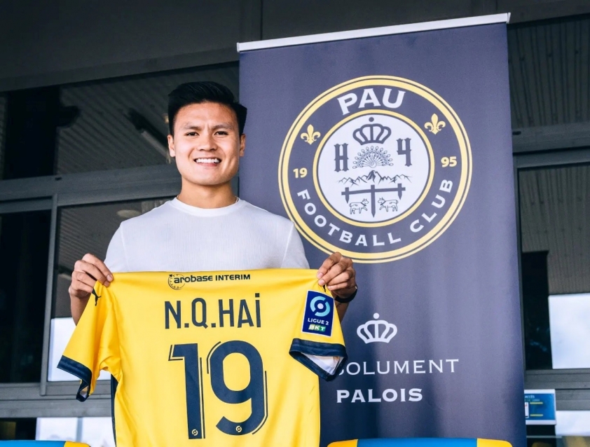 Chiêu mộ xong Quang Hải, Pau FC thanh lý gần nửa đội hình 154537