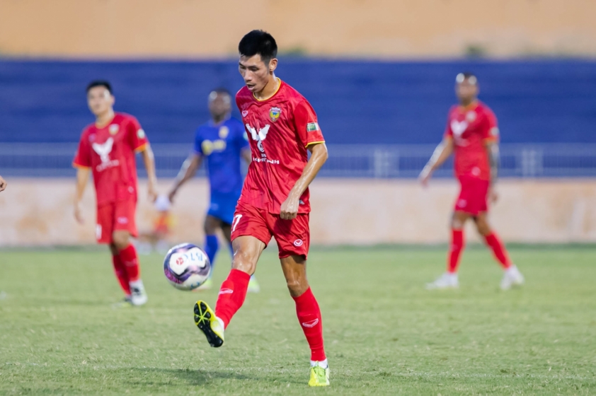 SLNA mới cầm hòa 0-0 Hà Tĩnh ở Cúp giao hữu tứ hùng miền Trung