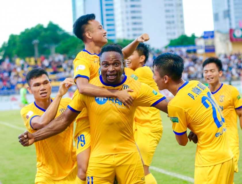 SLNA đang có phong độ cao và tạm thời dẫn đầu V-League 2022