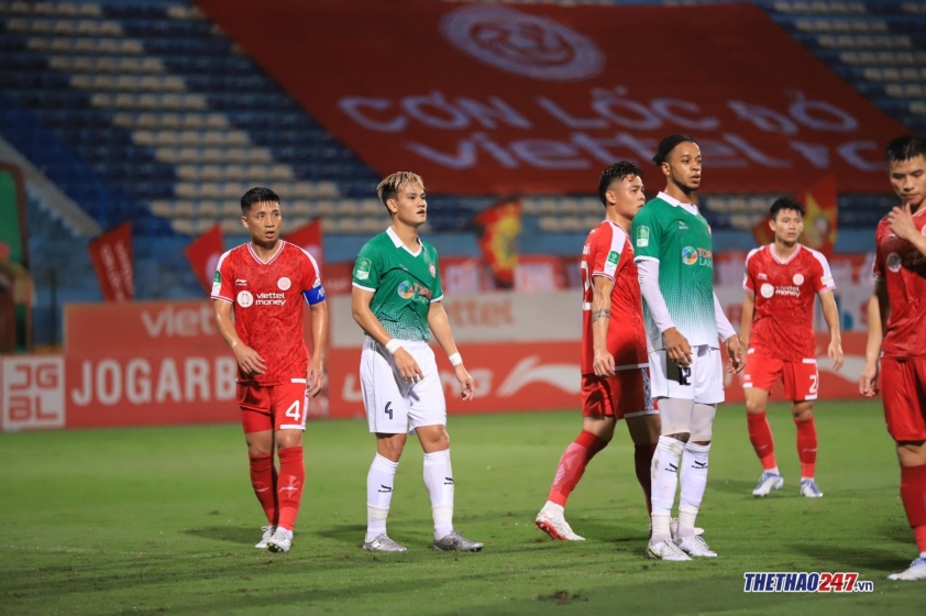 Trực tiếp Viettel 0-0 Bình Định: Ăn miếng trả miếng 184183