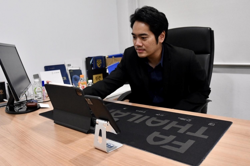 ĐT Thái Lan lo liệu sớm cho ASIAN Cup, triệu tập cùng lúc 2 đội tuyển? 202140