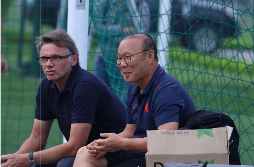 hlv-troussier-rat-nhieu-hlv-viet-nam-co-triet-ly-tan-cong-nhu-toi1613531266-1676690282.jpg
